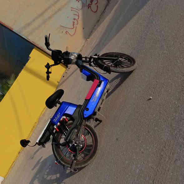 سلام عليكم دراجه للبيع   بطاريات جدد ويل جديد ملف جديد عقل جديد  سعر 350وبيه مجال استفسار ***********
