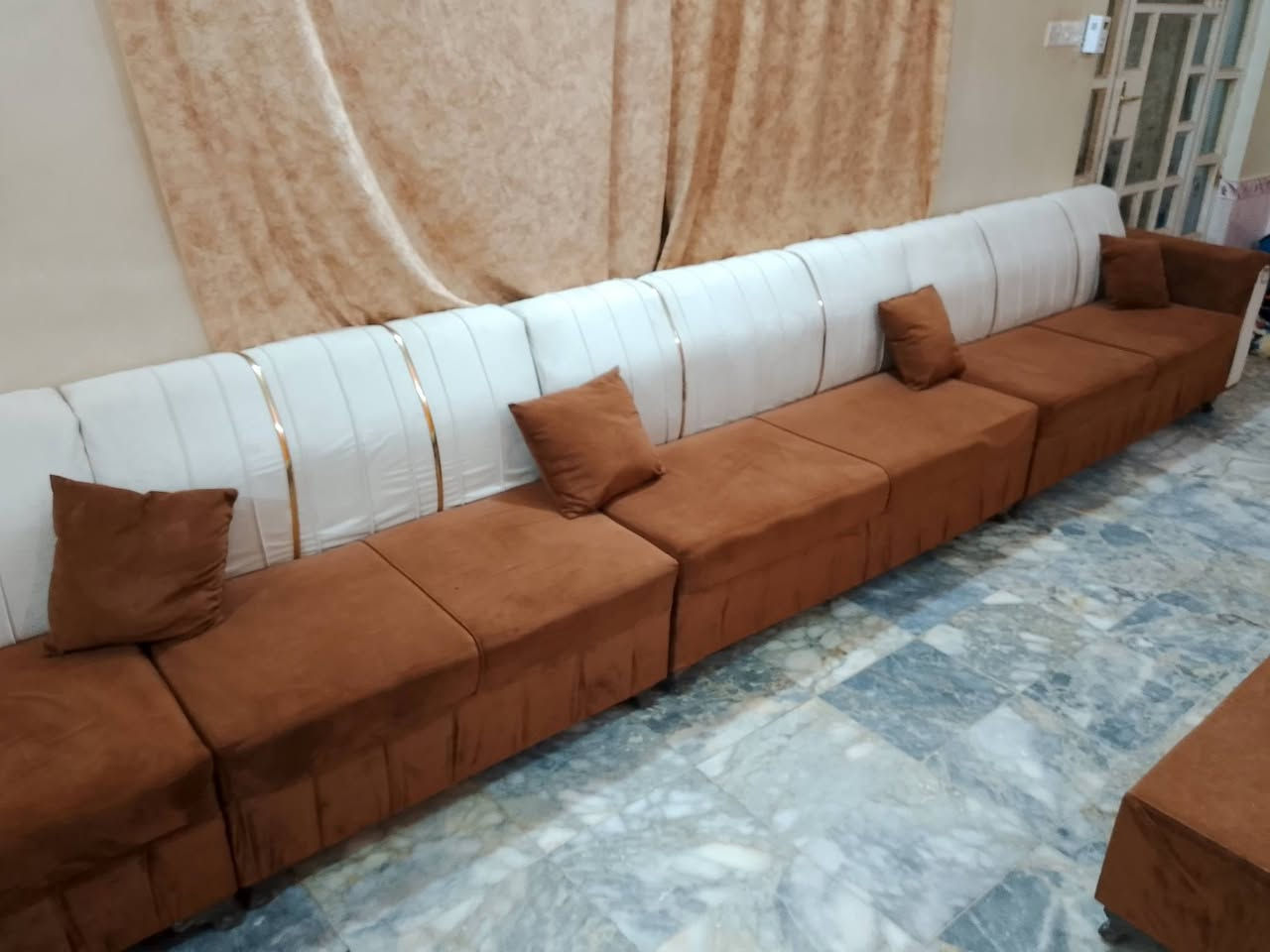 سلام عليكم ديوان مستخدام تفصال لتواصل على رقم *********** مكاني الناصريه مدينه الصدر
