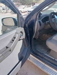 شباب نيسان اكس تيرا 2007وارد امريكي ضربة خفيفة بدون ايرباك رقم بغدادال...