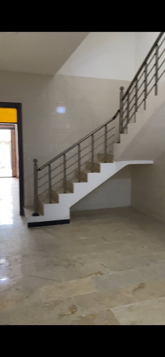 السلام عليكم للبيع مشتمل العنوان البياع الاولى التفاصيل داخل الفيديو والسعر كذلك *********** واتساب تلبكرام
