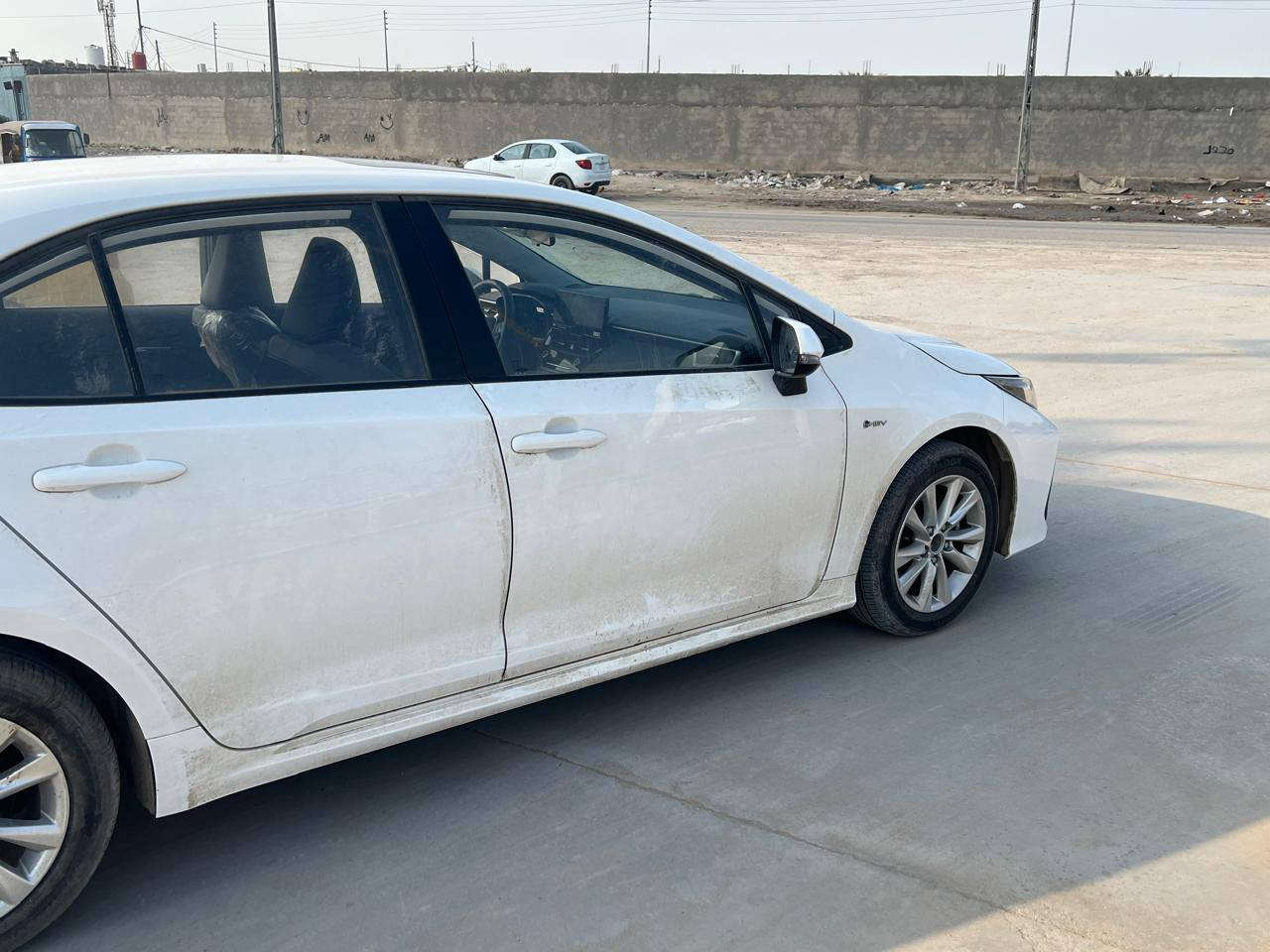 السلام عليكم سياره كورله هايبرد شد صيني مديل 2025 سياره زيرو صفر كيلو متر رقم بصره مكان السياره البصره السعر163وبيه مجال ***********
