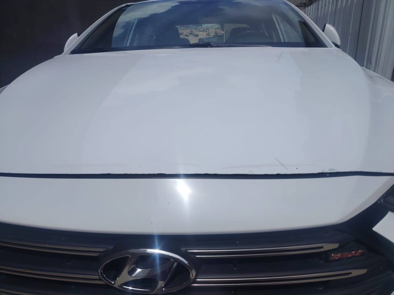 السلام عليكم
النترا سوبر  للبيع موديل 2019        رقم بغداد
مواصفات فول واحد على واحد
فتحه وبصمه  مدوشمه
ويل كب موجود جديد
السياره ماشيه ١٧٠ الف
بيه بارد بالهلال مال الجاملوغ
والطارف مال البنيد فقط بارد
السعر 145 بيه حك الجيه فقط
***********
***********
بيع فقط
