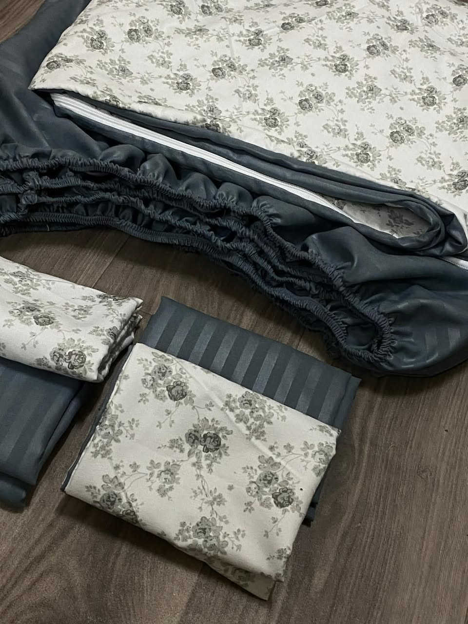 بيع مباشر ❤️‍🔥
4 وجه مخدة + تلبيس لاستيك + كفر لحاف سحاب 🌷


**إذا كنت صاحب هذا الإعلان وتريد حذفه لأي سبب، رجاءا أرسل رسالة إلى الدعم الفني**