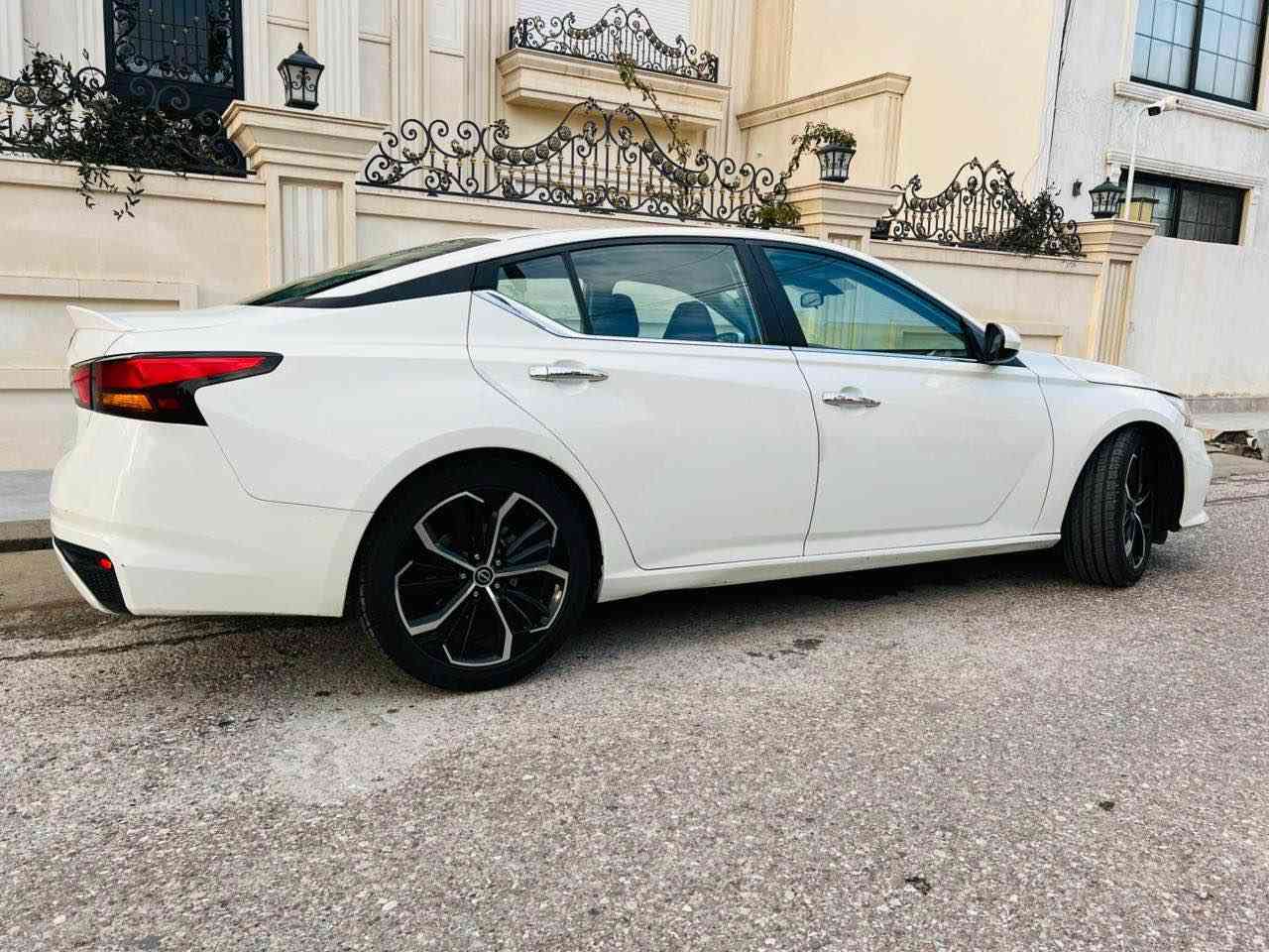 نیسان ئاڵتیما مۆدێل 2022 

مواسفات s بەلام جوانکاری بۆ کراوە  💥
سەیارەکە بەس بۆنیت سبوغە ⁉️⁉️
بێ ناوگرتن بەشەرت ❓❓❓
رەسمە دەعمی دانراوە 
رەقەم سەنەوی ژینگەی هەموو تازەیە
عنوانی سیارە لە هەولێرە
سعر لە خوار بازار دەیفرۆشین 💥💥💥
بۆ ☎️ کۆرەک واطس اپ 👇
*********** أربيل, العراق
