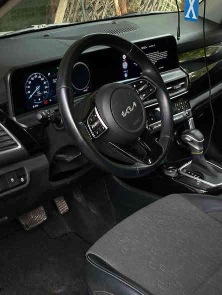 كيا سلتوز موديل 24 امريكي محرك 2000 دوش
بجم كبس
دشبول شاشة
حادثها فقط قبغ الجنطة
ماشية 10000 ميل جديدة بمعنى الكلمة 
مكاني بغداد الغزالية 
***********
مكلــف بـالـنشـر بغداد
