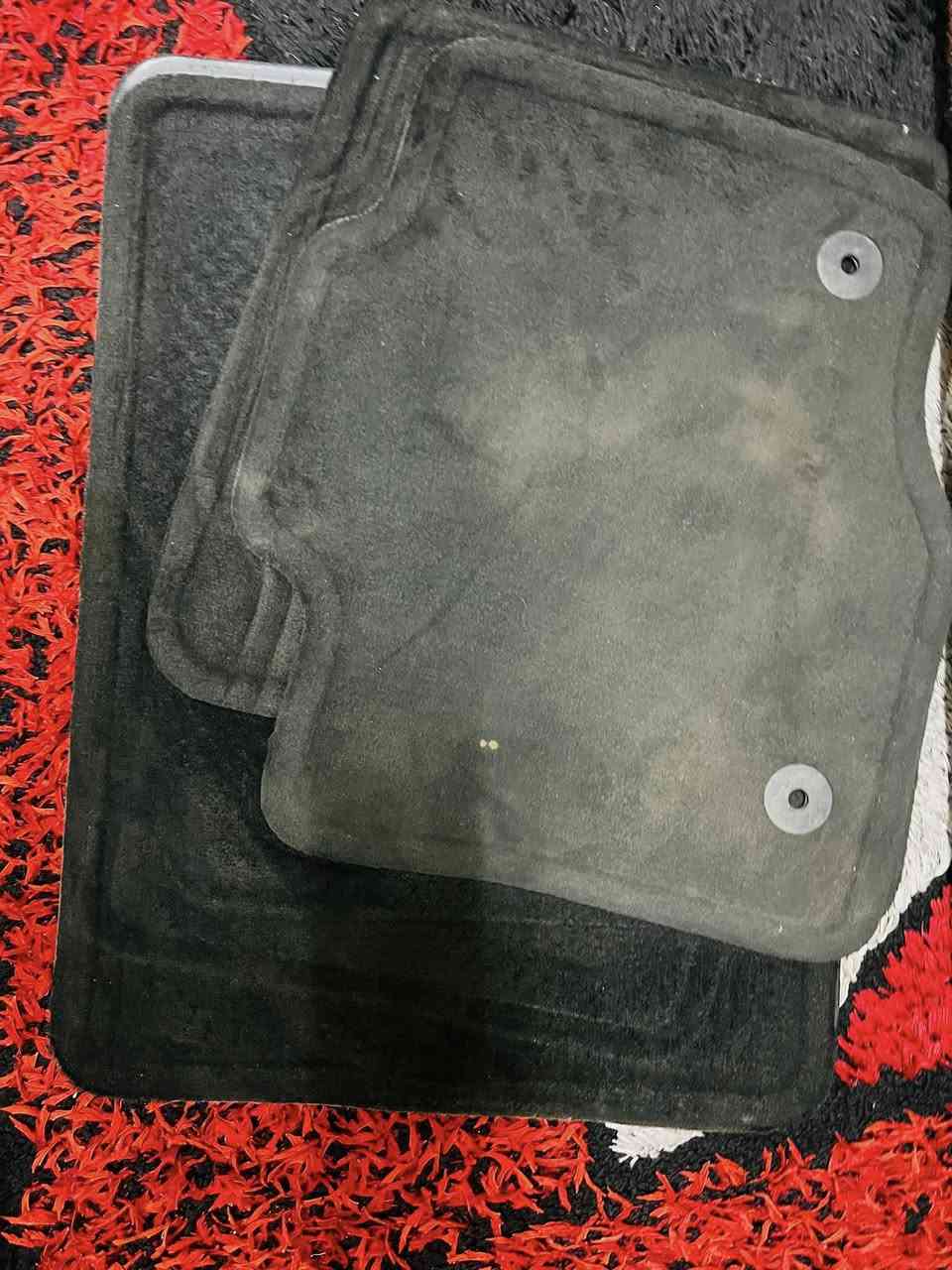 للبيع دواسات تخم مال رام
وتخم f150
نضافة ٩٠/١٠٠
وعندي متخالفات للعندة نقص 
للاستفسار ***********
مكاني بسماية
