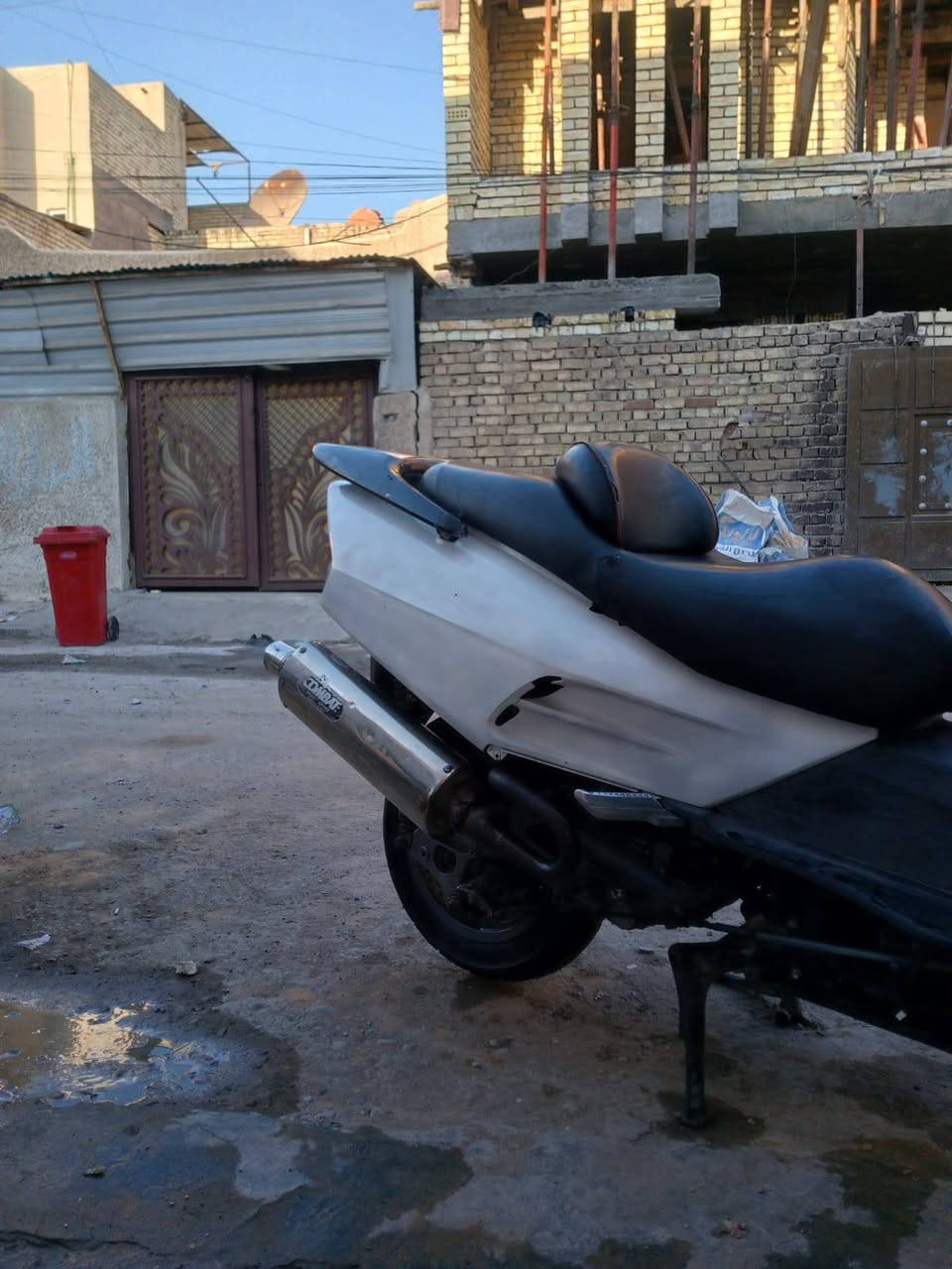 سلام عليكم شباب فورزة للبيع مستعجل عليهة حيل الفورزة شغالة بس بيهة كطعة يعني رادلهة كابريتر وبيهة صوت مال زنجيل و الباقي كلة شغال كهربائيات كلهة شغالة وبيهة تريشة و اشاير موجودة اني شالعهنن سعرهة 200الاف قفل لحد يعامل
الموقع بغداد المدينة حي اور
 الواتساب *********** متواجد واتساب
