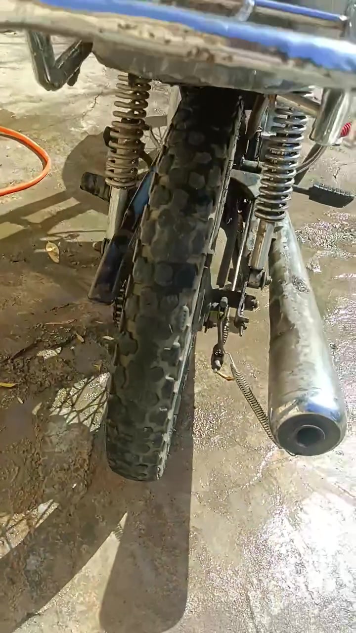 ماطور بارت 99999شرط مكينة خرسة
بس ينغسل السعر 250 بي مجال قليل مستعجل على بيعتو


**إذا كنت صاحب هذا الإعلان وتريد حذفه لأي سبب، رجاءا أرسل رسالة إلى الدعم الفني**