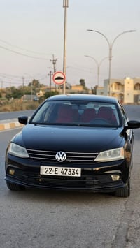 للبيع  جيتا  موديل 2015 اللون اسود محرك 2000 تنفس طبيعي بدون تيربو گير...