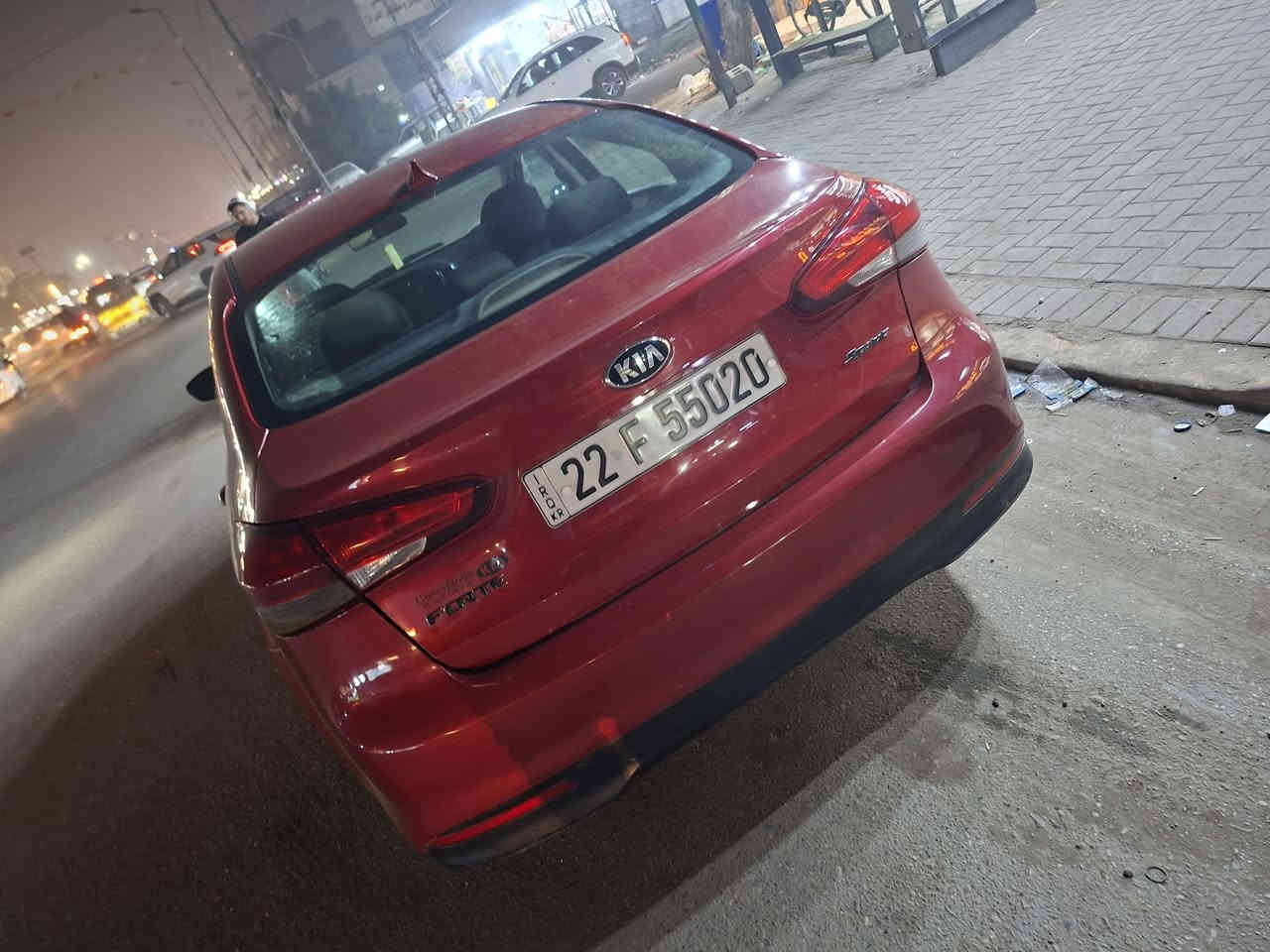 سلام عليكم فورتي للبيع موديل 2017 حادثها جاملغ ايمن وبنيد  ومباوك باب الصدر توحيد لون مكينه دوش 2000 مواصفات S ثلاث انظمة قيادة تحكم ستيرن ما نع نزلاق منضومة زنون سياره جاهزه رقم اربيل جديد هزه جديده  مكانها الدورة شارع 60السعر 118وبيها مجال *********** /***********
