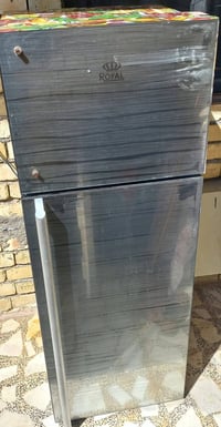 ثلاجة • شغالة • ١٥٠ سم