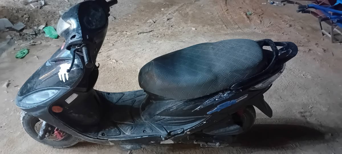 كامكو جي فور للبيع دراجة جاهزة وكلشي شغال نكرة سلف سعر ٤٥٠ وبيه مجال مكاني نجف حي النداء لتواصل وتساب ***********
