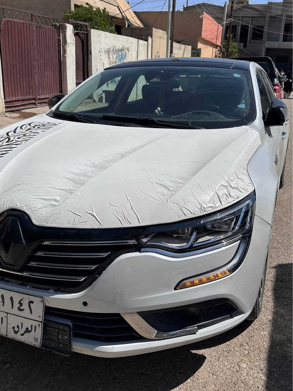 للبيع رينو تاليسمان
اللون سمنتي فاتح موديل2018 
فول مواصفات
فتحة بانوراما
 الكشن جلد وكهرباء 
الكشن مساج وتدفئة وتبريد
لايتات زنون
 وليدات امامي خلفي شاشه كبيره
و حساسات 360 درجة 
داتاشو وقراءة رموز الشارع
محرك 1600تيربو 
كير 7 نمر dsg كركوك, العراق


**إذا كنت صاحب هذا الإعلان وتريد حذفه لأي سبب، رجاءا أرسل رسالة إلى الدعم الفني**