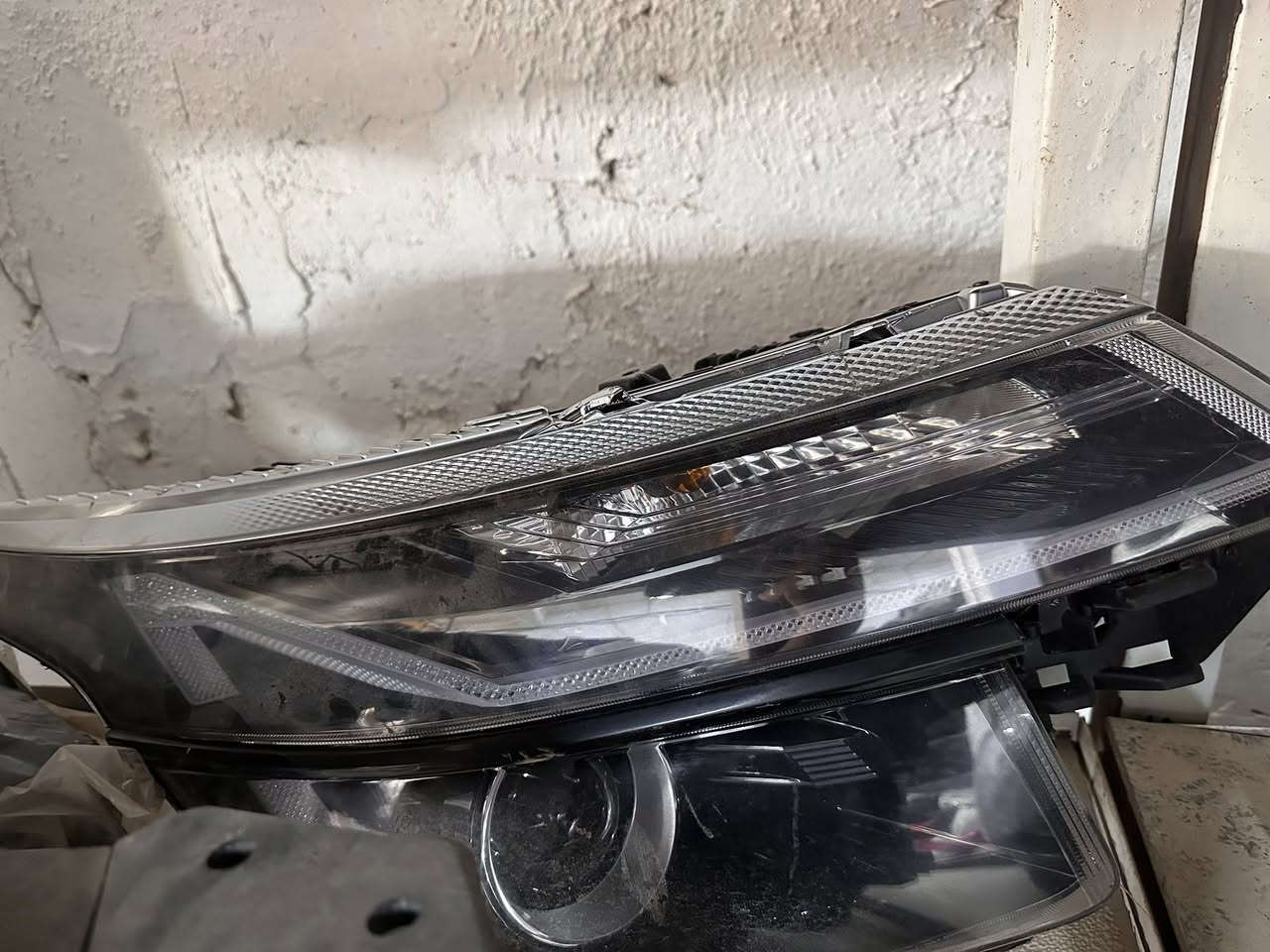 السلام عليكم
مجمع محمد البديري 

لتجاره قطع غيار سيارات كوري 

عنوان : ديوانيه / حي صناعي / يوجد توصيل 

*********** / ***********
