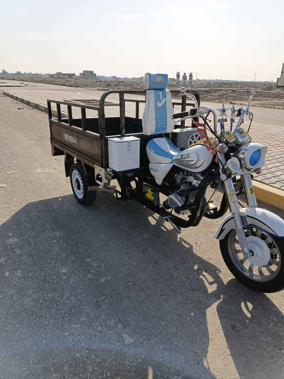 سلام عليكم ستوته للبيع امتيار اوراق شاصي موديل13 وغراض  25 اكسن جديد مقفل  ستوته مكفوله كفاله عامه سعر خاص المكان القاسم ناحيه الطليعه  ***********
