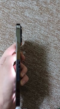 ايفون 13 برو ماكس  ذاكرة 128 بطارية 95 نظافة 100% بس مفطور ظهر