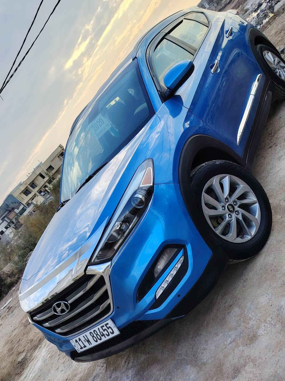 السلام عليكم ورحمة الله وبركاته
توسان موديل 2016 وارد امريكي ضررها بنيد بدون ايرباك وبدون دواخل شرط

ماشي 125

تخم تاير كير ومكينه وصدر تبريد تدفئه مكفول

بيها صار طخه يم البك لايت بالصندوق وصوره الطخه عندي قبل صبغ 

مواصفات السيارت

مكينه جي دي اي 2000 شرط إذا اكو قطره دوانز اني خسار سياره باسمي تحويل مباشر 

ثلاث انظمه قياده
نظام انحدار
نظام مانع تزحلق
كروز سرعه
كشن كهربائي
سياره ترايك للبصره

ع كل عيب

السعر 145 وبيها مجال بسيط مكاني ديالى

***********

شراي اخليك ع راسي مو شراي لاتكسر بحلال مسلم

تحياتي لكم
