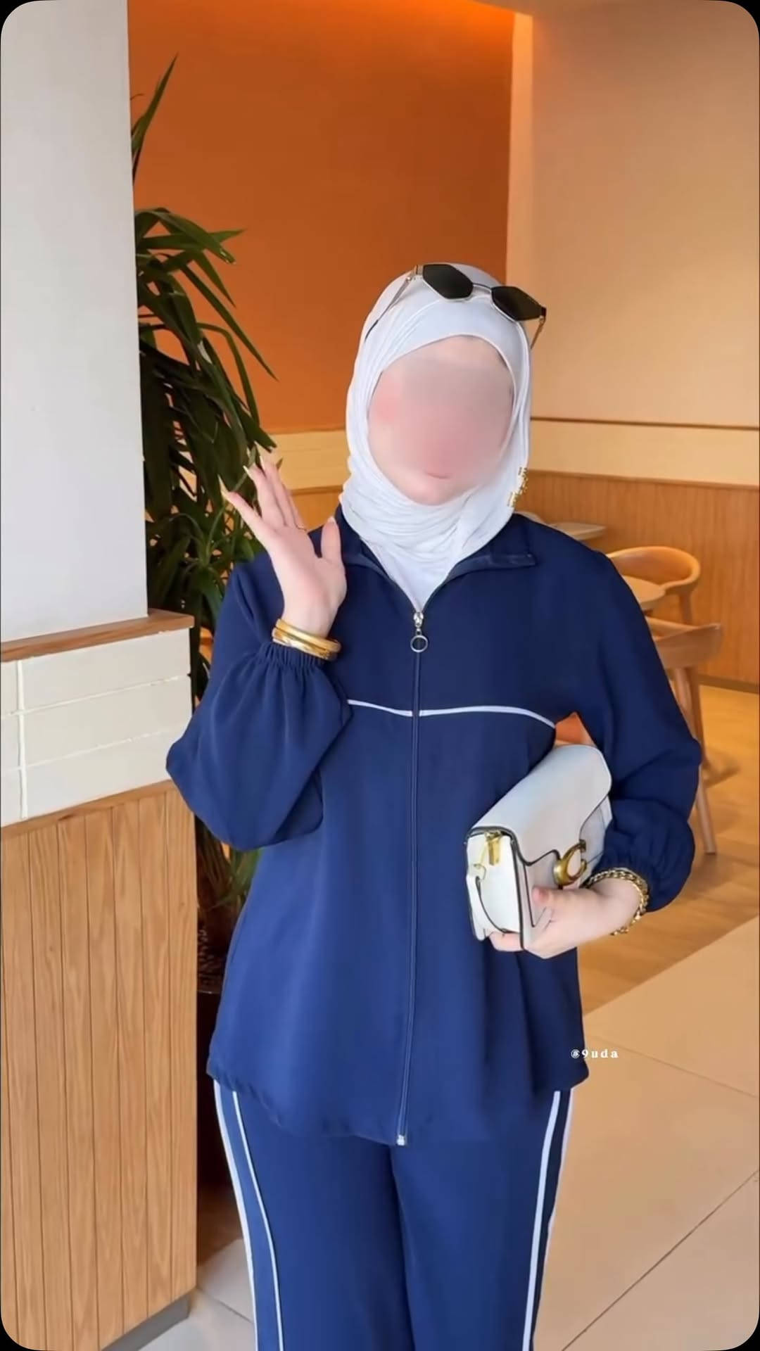⁨	احلى سوت سبورت  بل عالم 🤍 
كوالتي جدا جدا عالي 🔥🤫
خامه صيفيه بارده 
* الجمال والتفاصيل بهلقطع المميزة مينوصف حرفيا
حلوة
👇🏻 القطع عددها محدود كلش ف لحكوا عليهن

القياس36-38-40-42-44–46✨ 
يوجد توصيل بغداد 5
وجميع المحافظات 6⁩


**إذا كنت صاحب هذا الإعلان وتريد حذفه لأي سبب، رجاءا أرسل رسالة إلى الدعم الفني**
