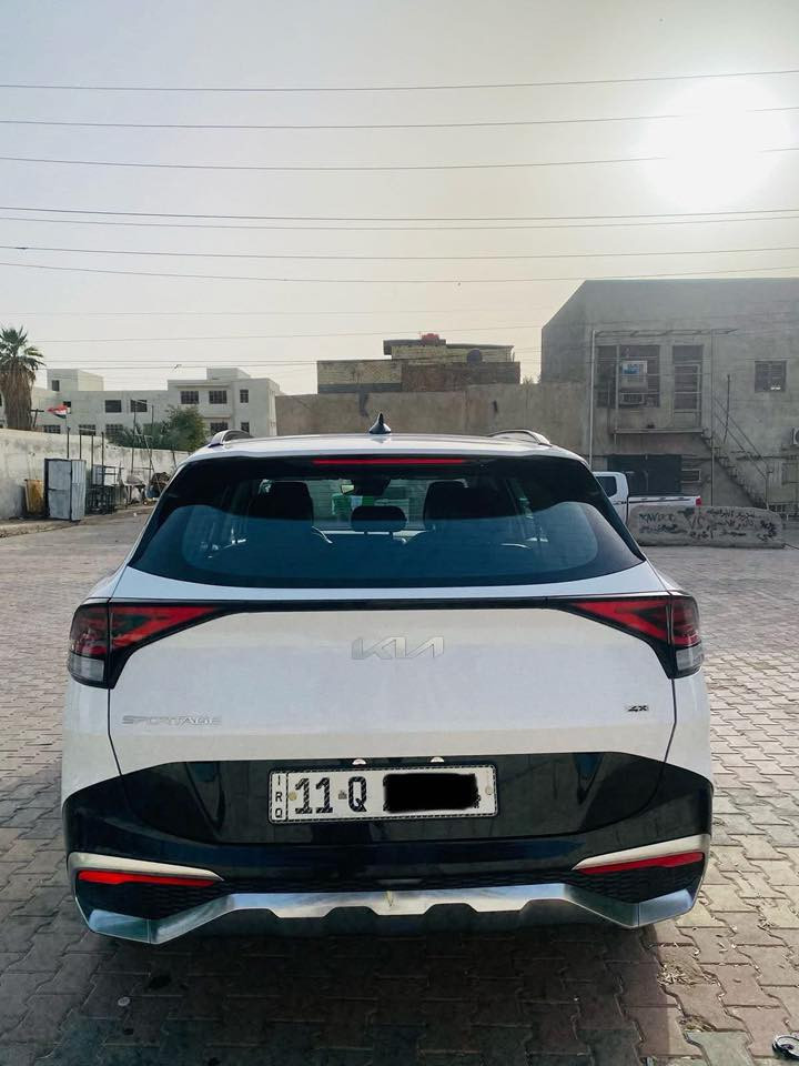 السلام عليكم

سبورتج برستيج اكس برو ابيض موديل 2023 4xاعلى فئه بلسبورتج

 (حادث خفيف وبصيط بدون ايرباك)

حجم لارج فئة 4X  اعلى المواصفات بيها فول من كل شي

5 كامرات 

مرقم بغداد تحويل ثاني يوم

سيارة جديده ماشيه ٥١ كم محرك ٢٥٠٠ 

بانوراما طگتين

كشنات جلد رياضي

جنطة گهرباء وتفتح من تقترب منها

بصمة ابواب وتشغيل وجنطة

فور ويل

تشغيل عن بعد

كراسي كهرباء

تدفئة كشنات تبريد كشنات

ستيرن تدفئة وجلد خياط

خزن كشن السايق ميموري

اشاير بالمري

كامره عند تشغيل الاشاره

 لايت اوتو

 اطفاء ذاتي

تبريد قطعتين 

 نزول منحدرات

مانع تزحلق

انظمة قيادة 

بلوجكترات

شاشة كبيره متصلة وشاشة تبريد متغيرة

عدادات ديجيتال

شحن موبايل امامي وبالكشنات الخلفيه

بل كار بلي واندرويد وكافة الخدمات

شحن وايرليس

انارة داخليه لمس

 لايت زينون لد امامي

بك لايت لد

حساسات خلفية امامية

رادارات جانبية اماميه خلفية

ويل كب حجم 19 

توقف ذاتي

هاند بريك دگمة

 وبعد بيها هواي مواصفات

السعر200$ وبيها مجال بسيط

العنوان بغداد حي اور 

رقم الهاتف ***********للتواصل فقط واتساب ممتواجد فيس
