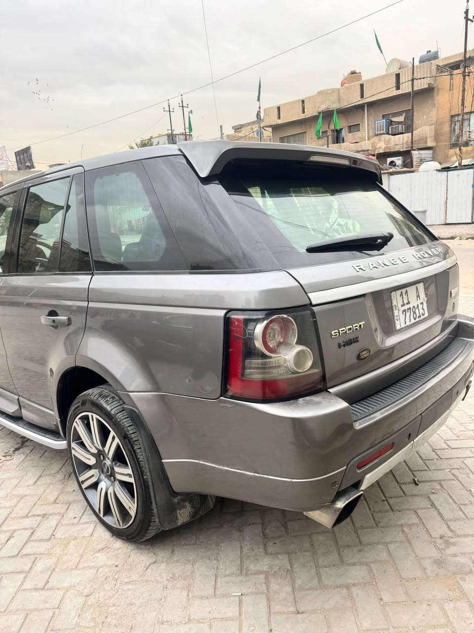 سلام عليكم 
للبيع او مراوس
رانج روفر  موديل 2010 
RANGE ROVER 
السياره رقم بغداد الجديد هزه وسنويه جديد
كير مكينه كفاله
بيها 3 قطع صبغ لجماليه  فقط الباقي مكفول
السياره كلش جديده 
مواصفات فول
تخم تايرات جديد
بصمه تشغيل بصمة بيبان بصمه 
السياره مكينه ثمانيه سلندر العادي بدون سوبر 
السياره كشنات جلد 
2 كشن كهرباء
ستيرن كهرباء
كشنات تدفئة
نظام صوت (هارمن كوردن)
شفتات ستيرن 
مري جانبيه كهرباء وتنزل من ترجع 
شاشات خلفية للصف الثاني 
فتحه سقف 
بجم زنون
 بوب بصمه 
فتحة سقف
أناره ترحيبيه 
خزن ميموري
كامره خلفيه
هاندبريك كهرباء
٨ وسادات هوائية
خمس وضعيات قياده 
السياره جكات تصعد وتنزل 
تحكم ستيرن جوبلسات

سيارة نظيفه جداً
رقم صاحبها ***********
