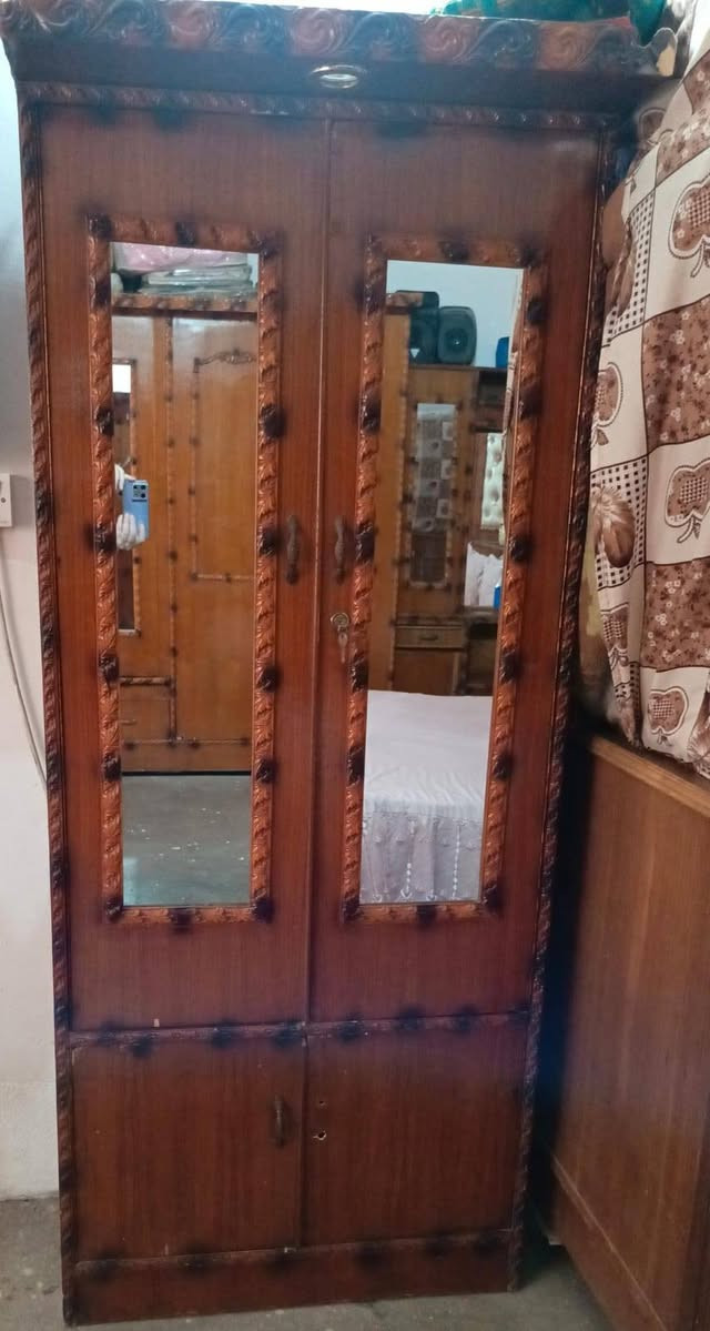 غرفه نوم وتخم للبيع يوجد توصيل بكروه


**إذا كنت صاحب هذا الإعلان وتريد حذفه لأي سبب، رجاءا أرسل رسالة إلى الدعم الفني**