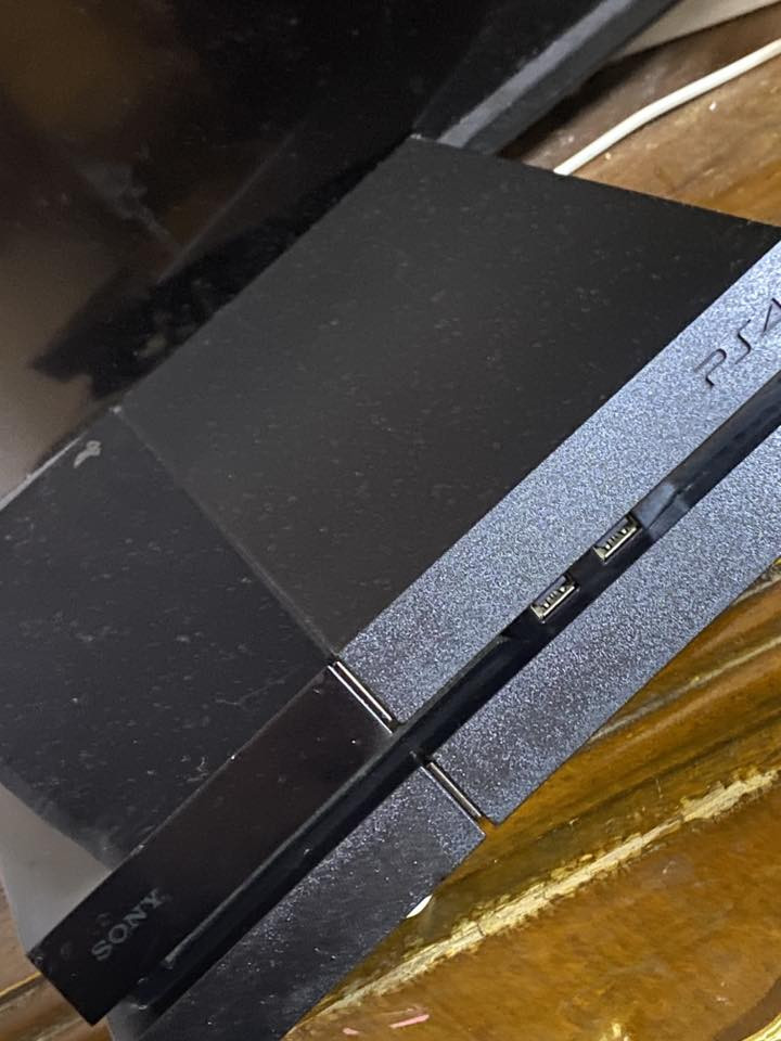 بلي فور شرط مو مفتوح شرط جوه سوك نضافه ١٠٠٪؜ معا كامل الملحقات سعر ١٧٥ فحص مدة يوم كامل وين ما تحب افحص اي ستفسار موجود بل وتساب ***********
