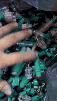 فقط جوملة نوزل كامري سعر 16$ تغم  توصيل كول محافذاد 
*********** -***********
