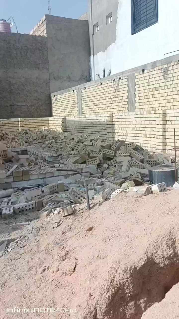 سلام عليكم قطعه 100متر واجهيه 7ونص ونزال 13 

سند 25

وياها 8000طابوكه جمهوري + ماي +تبليط +مجاري +كهرباء 
كامله الخدمات المكان طوريج مجمع الحوراء خلف الطاقه لي بشارع الاطباء كلش اللسفسار تصال على رقم ***********
