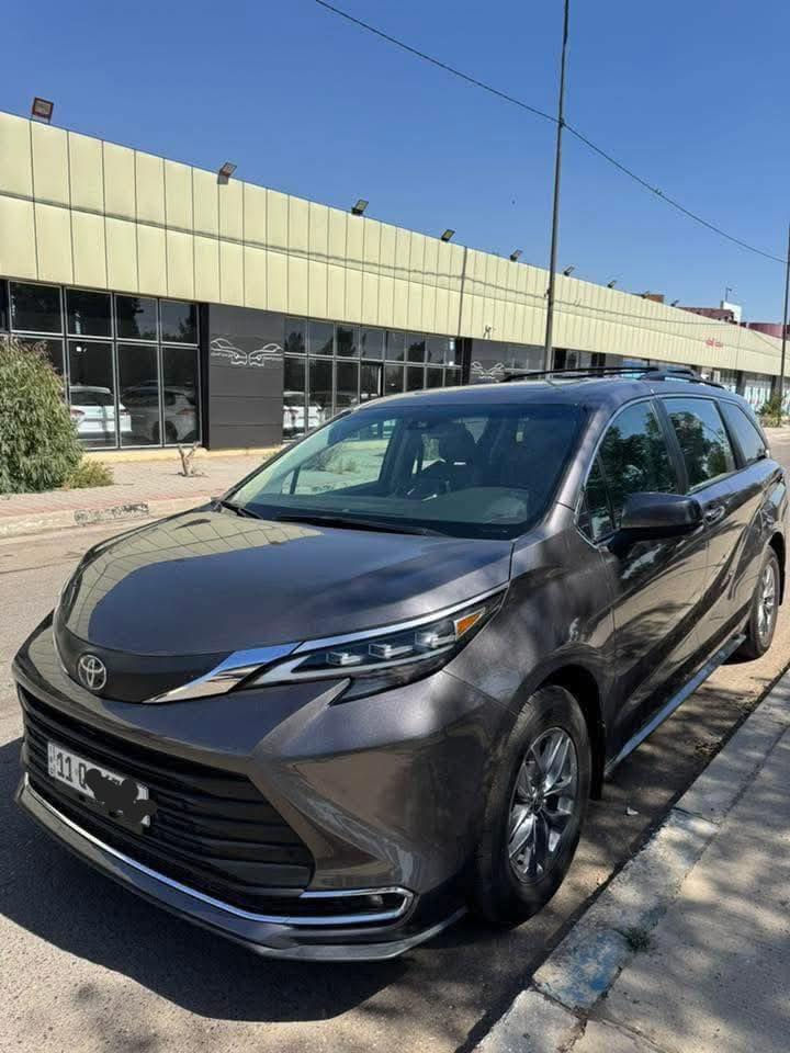 اللهم صل على محمد وال محمد السلام عليكم لبيع تويوتا سينا 2022 رقم بغداد الجديد بسمي تحويل ثاني يوم لون رصاصي غير محدد مواصفات XLE فتحة بصمة جلد حساسات امامي خلفي بيان كهرباء صندوق كهرباء عداد سرعة شاشة تلفزيون بشاشة بلادي داخل رصاصي سيارة معروفة مواصفات XLE سيارة احلى من صور بهواي وماشية علية ماشي امريكا سيارة حادثة فقط بنيد تبديل اصلي ونصبغ كلشي بلادي الباقي رقم شاصي بصورة مخلي المكان بصره الاتصال *********** علما ان السياره ماشيه ١٠٨ الف كيلو حقيقي والسعر ٢٧٥ وبيه مجال بسيط
