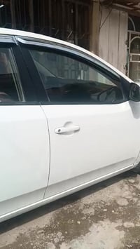 كيا سيراتو 2012 السياره جاهزه كبل للشارع السعر 95وبيها مجال بسيط حك ال...