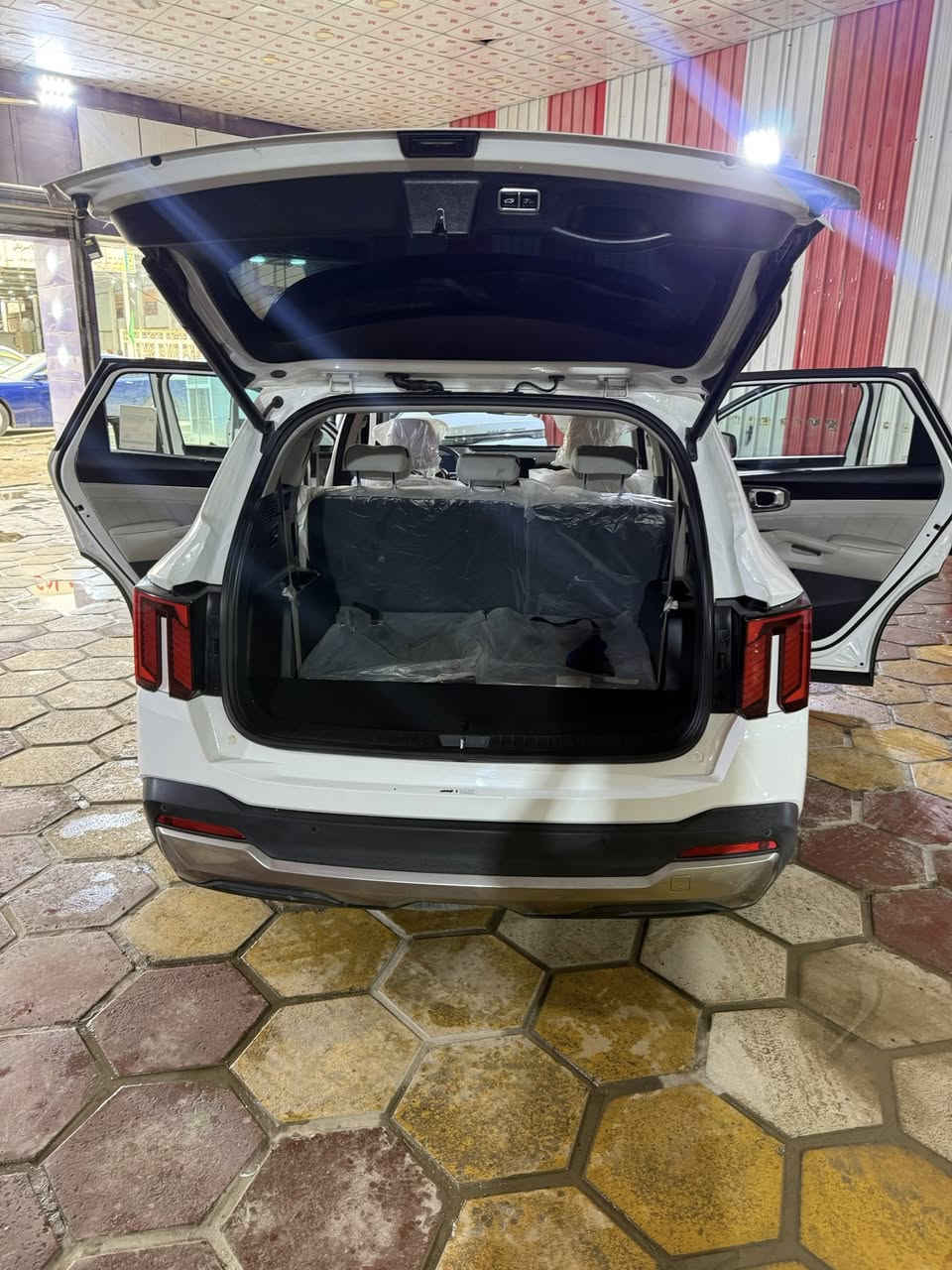 يالله سورنتو 2024 كفاله
سورنتو  موصفات عاديه 
شاشه متصله دجيتل 
كاربلي 
تنضيم مسار 
باقي موصفات معروفه 
سياره نضيفه تحويل مباشر 
باقي تفاصيل خاص او ***********
رقم الواتساب ***********
