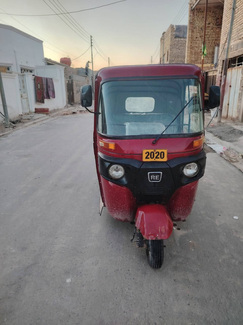 تكتك للبيع مرقم رقم وسنويه كامله جاهزه للشارع سعرها 4250 الشراي يتصل التفاصيل بالفيذيو
***********
