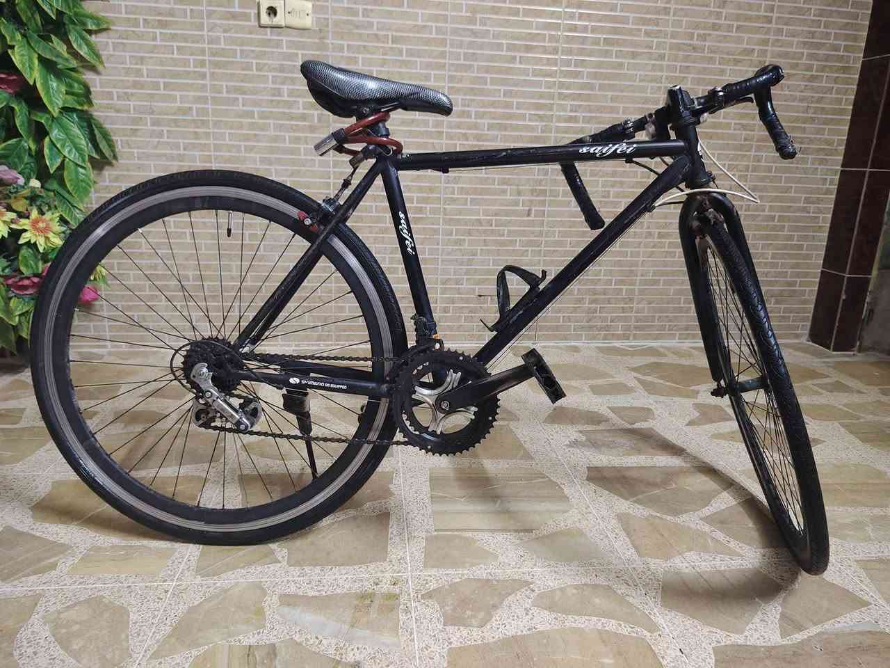 باسكل سباق نضيف السعر ٧٥ وبي مجال المكان الجانب الأيمن قرب دره بغداد للاستفسار ***********
