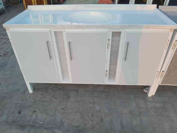 تم وصول سنكات مرمر الثقيل شقل بنل السعر 150الف القياس متر ونص  جوه سوك 
جميع الوان يوجد توصيل داخل البصره فقط 
العنوان بصرة حيانيه اول الاين شارع القائد الاستفسار ***********
