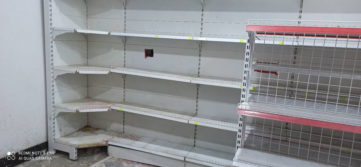 غراض  محل للبيع ميسان العمارة الأتصال على الرقم *********** عمارة, ميسان
