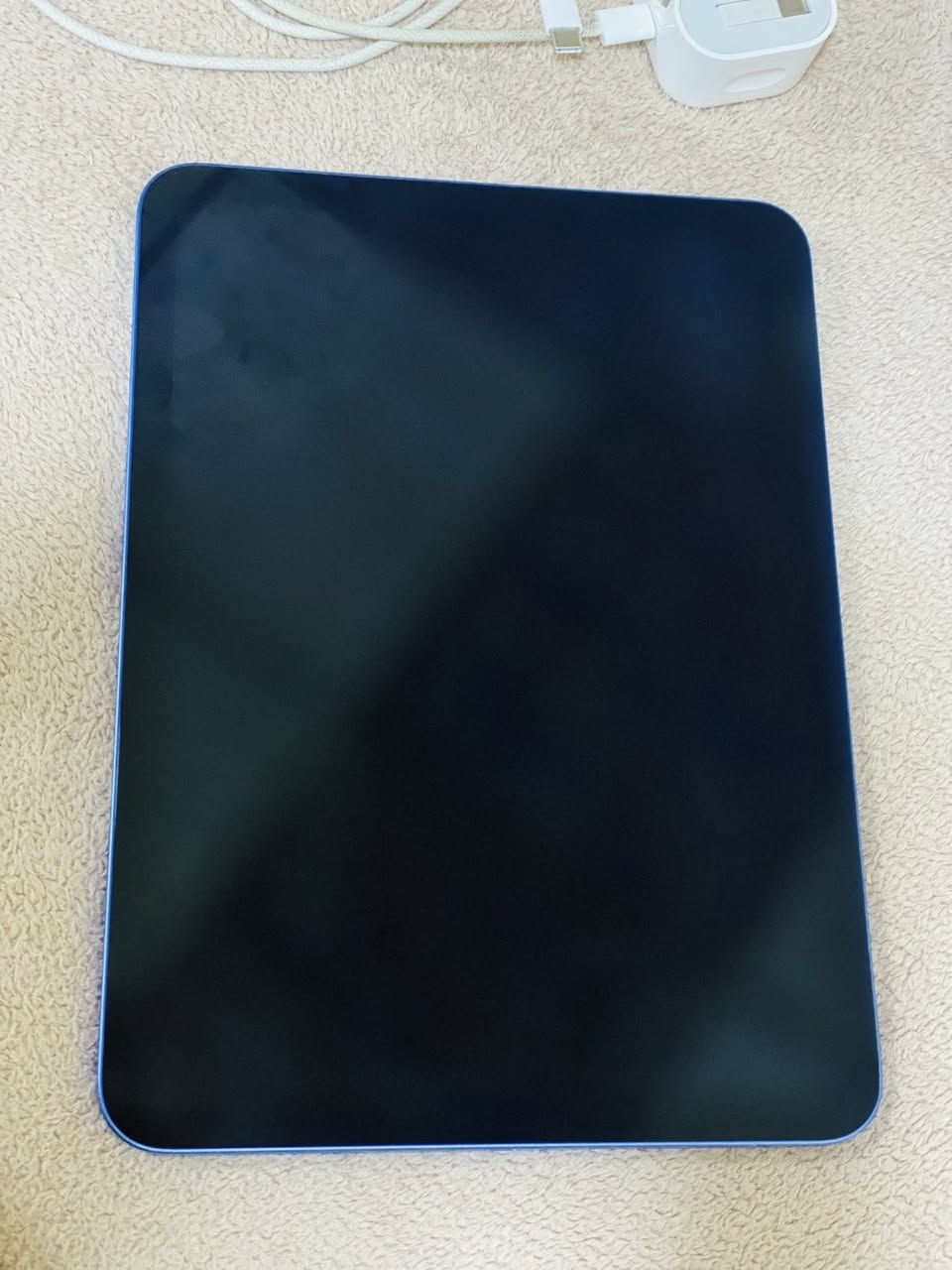 سلام عليك ايبات اپل 10 لوك مآبي وشخط ذاكره 64 60 فريم مكانى كركوك سعر 300 وبى مجال  رقم هاتف ***********
