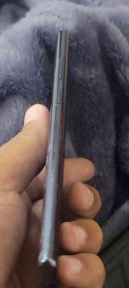 السلام عليكم 
نوت 10 بلص 
شرق اوسط كارتون 
256
 رام 12 شاشه نظيفه كلش لا شخط ولا طبع 
📣فقط ظهر مفطور
للبيع 225 او المراوس 
تواصل خاص او الاتصال ***********
