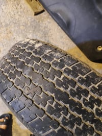 ويل جيب لاريدو • تايرات نضيفات