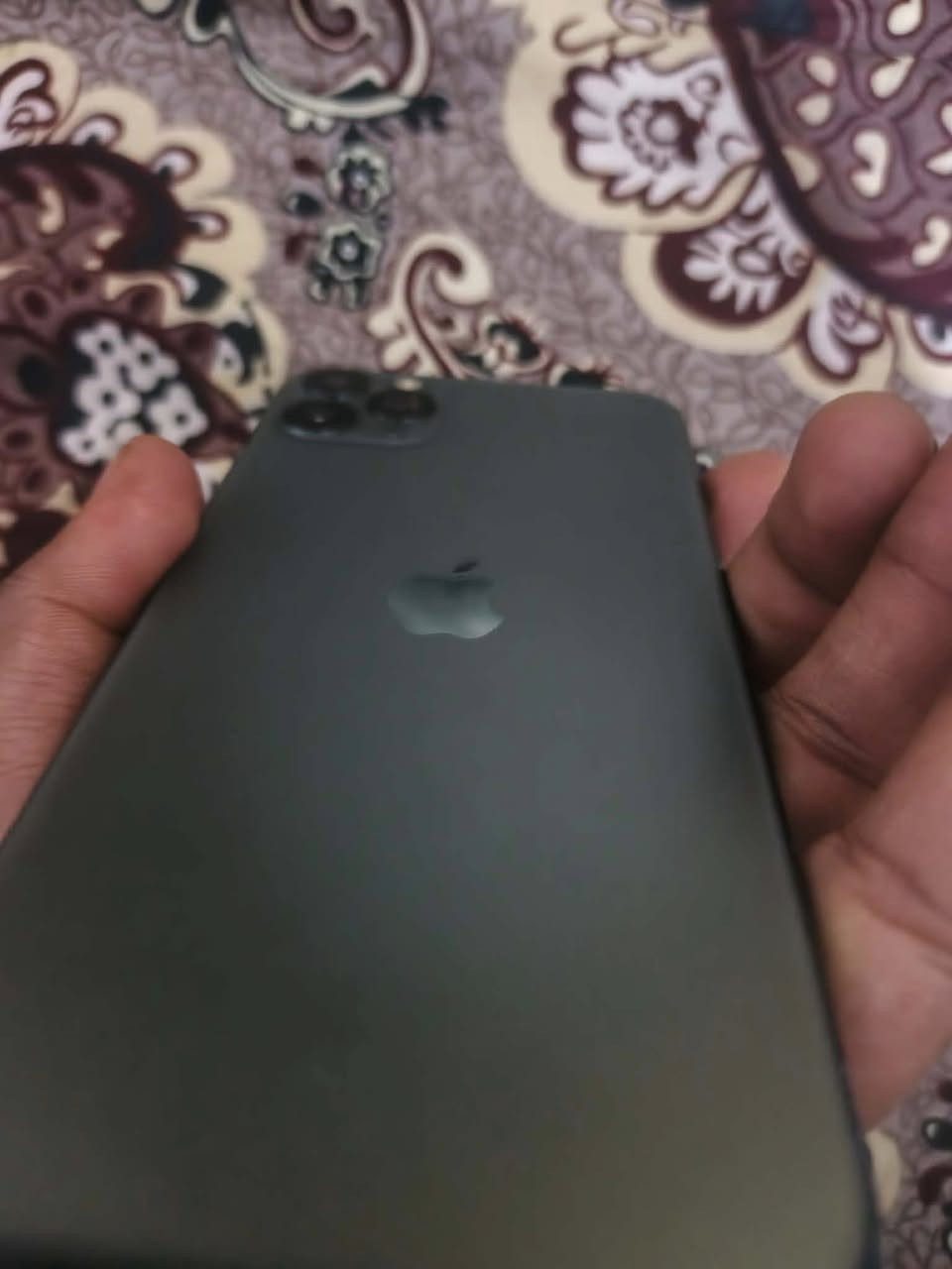 ايفون 11برو ماكس ذاكره256 جهاز نضييف كللش شخط مابي كفاله عامه بس بطاريه مرفوعه89   سعره 350   مكاني بغداد حي نصر رقمي ***********
