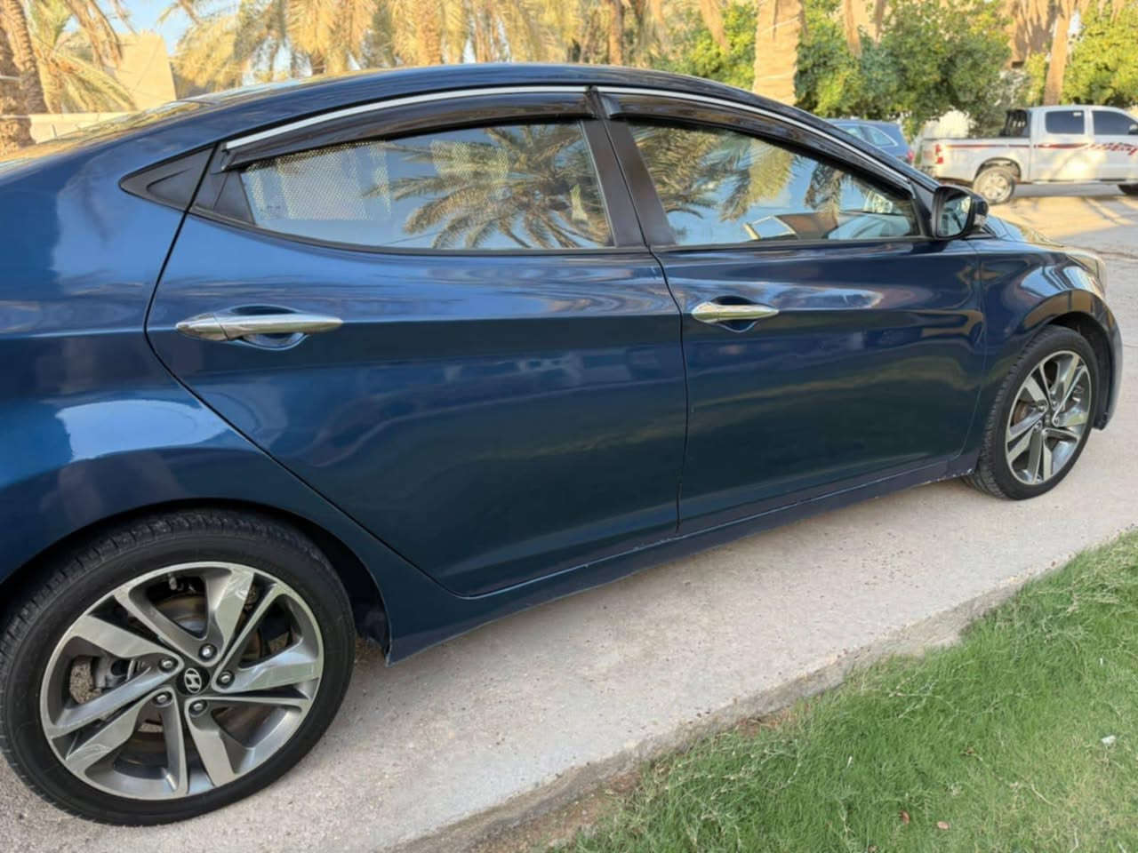 السلام عليكم النترا للبيع موديل 2016 خليجي رقم انكليزي صبغ حزام  مكان كربلاء.   السعر 105 وبيه مجال  ***********
