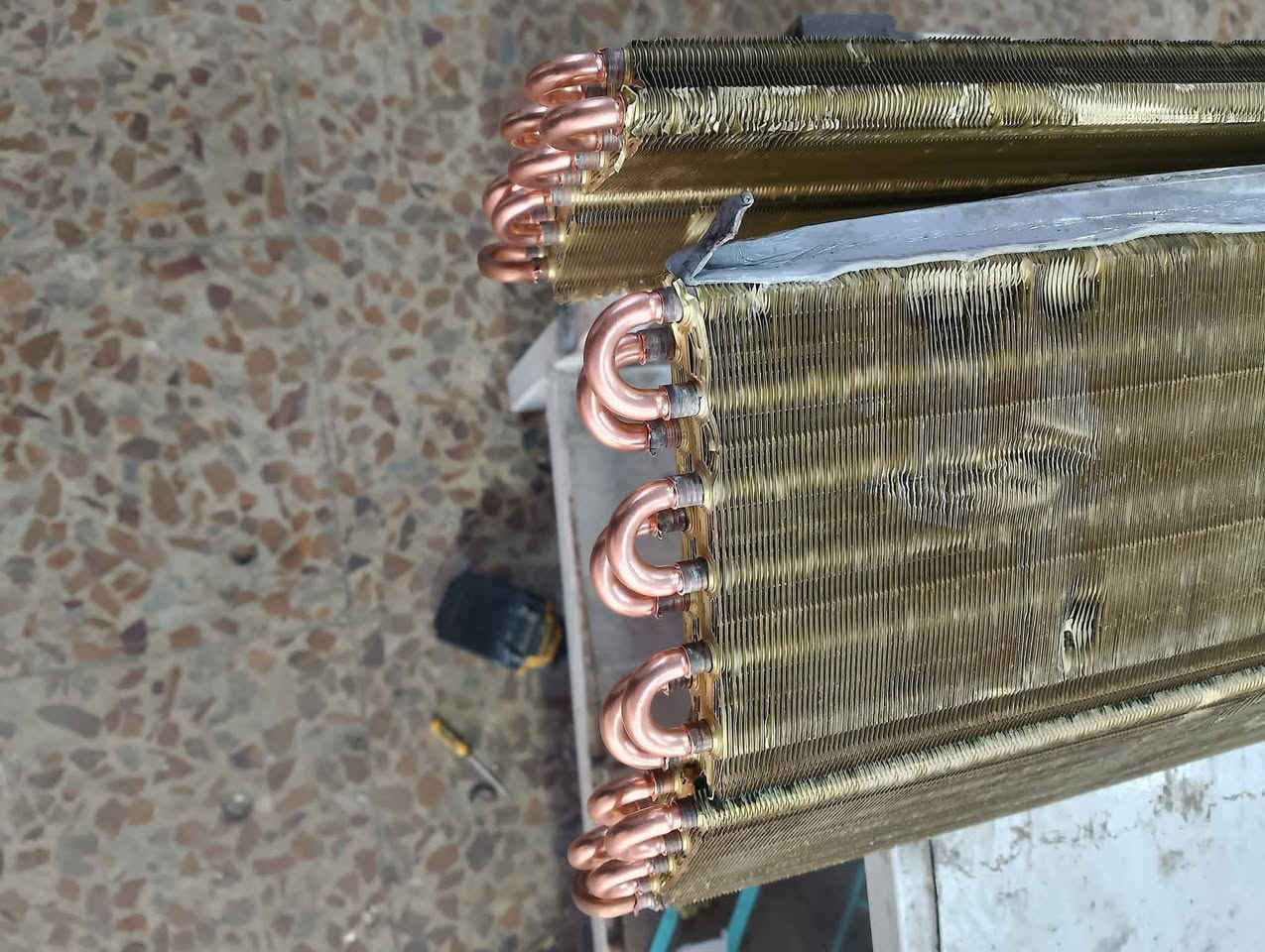 السلام عليكم ورحمه الله وبركاته
تعلن خدمات حيدر للتبريد عن توفر كافه قطع غيار اجهزه التبريد 
تصليح ثلاجات. مجمدات برادات ماء عارضات  سبالت مكيفات 
أنسب الاسعار  وضمان موسم كامل 
صيانه راديترات كافه انواع السبالت 

تبديل يوات  اصليه نوع ثقيل  ضمان موسم كامل 
تبديل ماطورات  سبالت ومكيفات. ضمان موسم 
معالجه فصله المكيفات بارتفاع درجه الحراره 
تبديل بولبرنات  فانات  اصليه 
كافه قطع غيار اصليه وضمان موسم 
متوفر غاز اصلي 
العنوان الحديد المدخل الاول 
خدمات حيدر للتبريد  
***********
