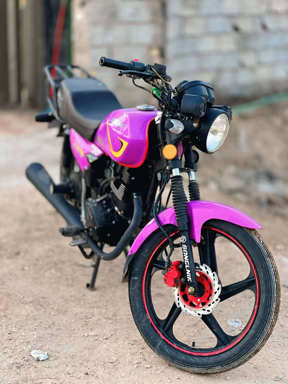 سلام عليكم.
شاينك 25 كفاله 
اورق 5 
 دراجه جاهزه من كلشي 

مكان بابل جبله 

السعر خاص ***********
