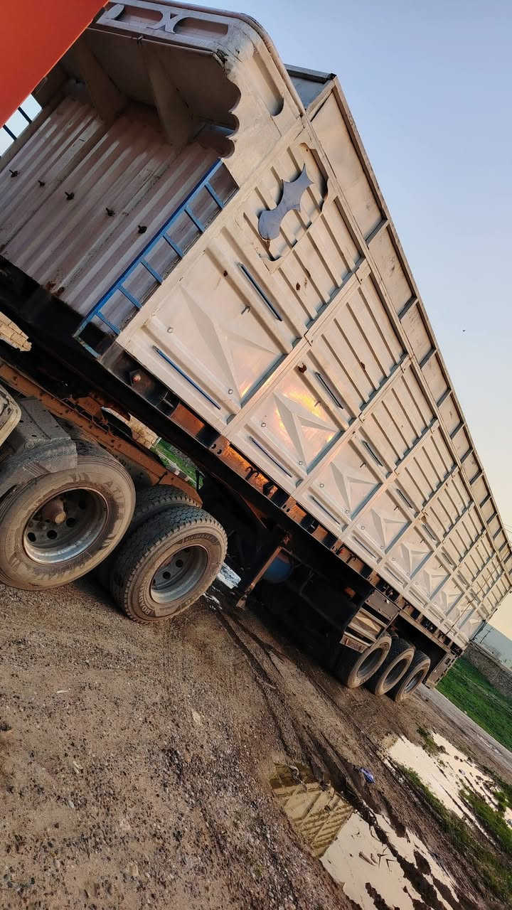 السلام عليكم ورحمة الله وبركاته
عربانه جاهزه عل شغل بوجهك
شاصي الماني 3 دناكير اسكانيه
كامل لشقل بريك كهرب كلا شقال
صنديك مطبخ تانكي ماي ثلاجه
كلهن جاهزات الطول 12متر و30
والارتفاع مترين و10 بدون تعلاوه
متر و 180 هاي مواصفاتها كمل
العنوان موصل اخوكم ابوثامر مكلف بنشر للاستفسار الاتصال
*********** 📲 سعر 90 
*********** 📱وبي مجال
