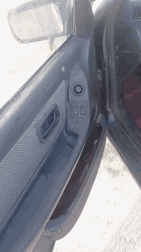 للبيع فورد سكوربيو مكينا قبق اسود اربعه سلندر سياره شرط كاربون مسجل بعد ماطلع سعر 17 شرط وكاله وتحويل رقم مصطره 
***********
***********
