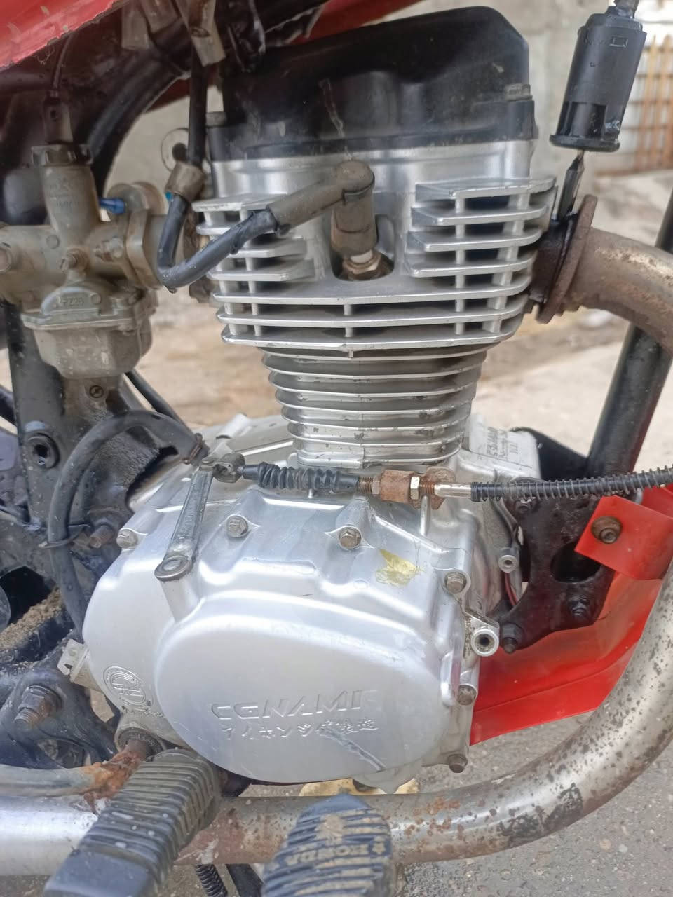 سلام عليكم شباب دراجه البيع ادوات سعره 450وبيه مجال بس الهندر ملحوم بيه خيط. تبخير مكينه حلوه شلعه ومعدل موديل 21  مكاني بصره جزيره رقم ***********
