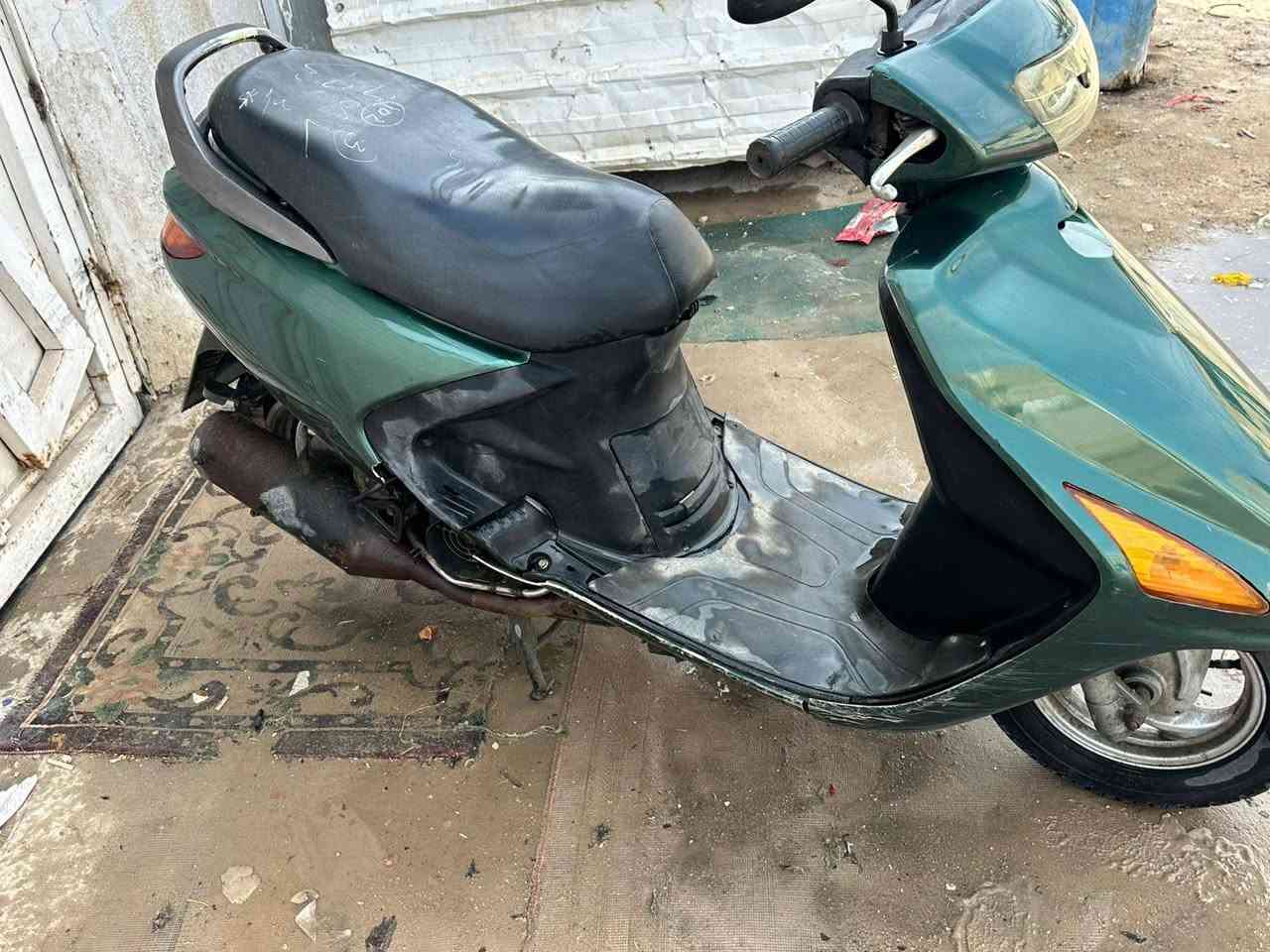 السلام عليكم دراجه للبيع نوع فراشة
الدراجه نضيفه كهربائيات كلها شغاله سلف شغال 450 وبيها مجال ***********
