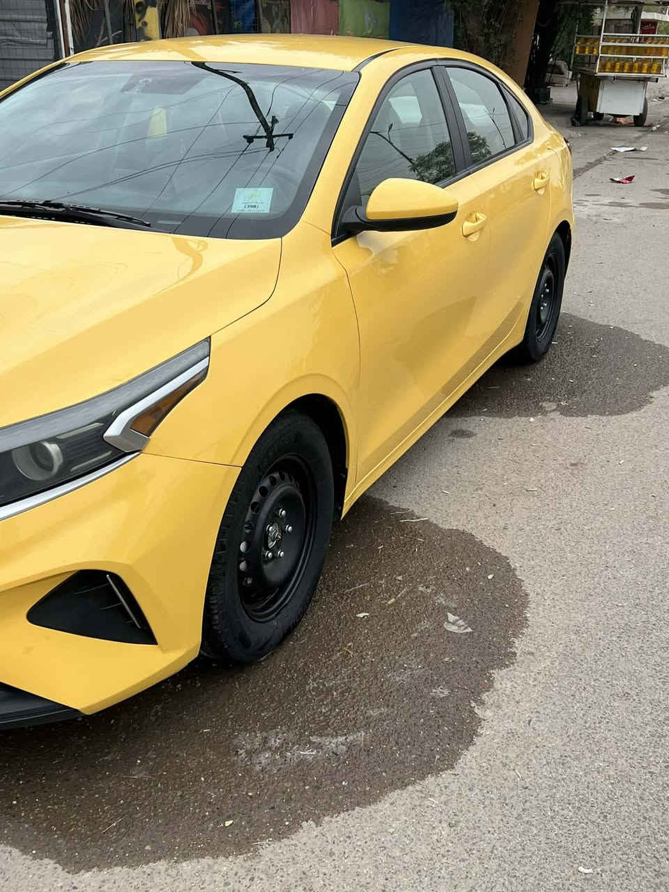 السلام عليكم للبيع كيا فورتي موديل 2023 وارد أمريكي حادث موجود بل صور بدون تبديل بدون ايرباك ليبل واحد مواصفات نص دوشمة تخم تاير منظومة غاز كلة جديد السعر 162وبيها مجال للطيبين مكان بغداد المنصور للإتصال ***********
