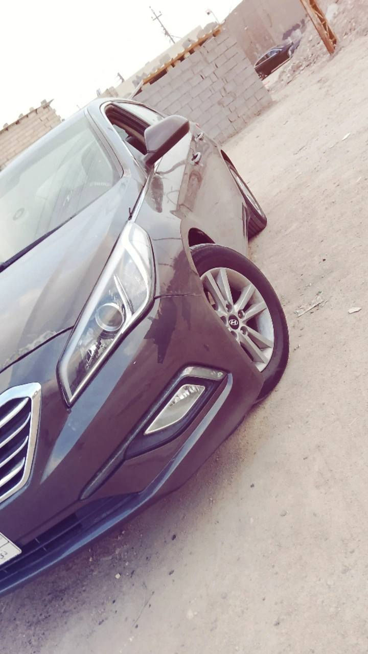 سلام عليكم 
سوناتا للبيع 
موديل 2015
حادثه جاملق و بنيد بدون ايرباك 
مواصفات 
تحكم ستيرن 
تثبيت سرعه 
نضام ايكو و سبورت 
.
محرك سياره 2400 Jedi Ai 
حداديه 80/100
تبريد ثلج مكينه حلوه و ناعمه 
سعر خاص 
رقم الاستفسار 
***********
