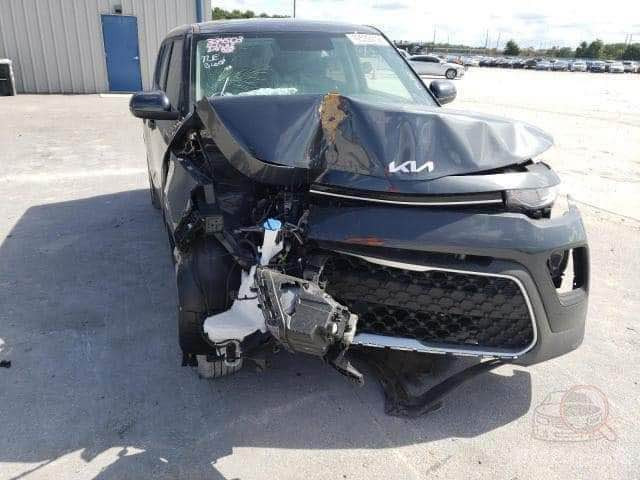 كيا سول ٢٠٢٣ امريكي محرك دوش ٢٠٠٠حادثها موضح بالصور مبدل بنيد فقط مكان السيارة الدوره ميكانيك 
الاتصال على الرقم ***********
رقم بغداد السعر 140 وبيها مجال بغداد, العراق
