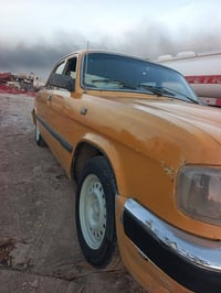 فولكه لبيع مكينه ثنين ونص سنويه ل 22 تبريد شغال حداديه جاهزه اكسن محور...